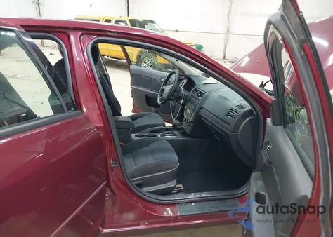 2006 Ford Fusion Se from USA, damaged, VIN 3FAFP07106R195522